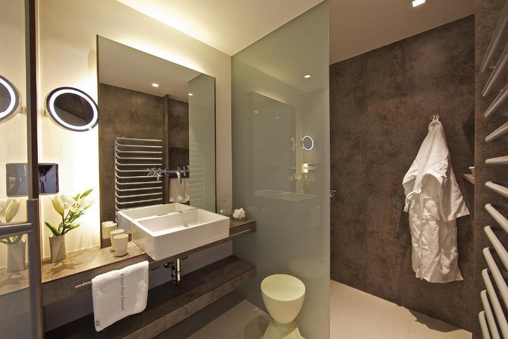 Kleines Hotel Kaernten 菲拉赫 外观 照片