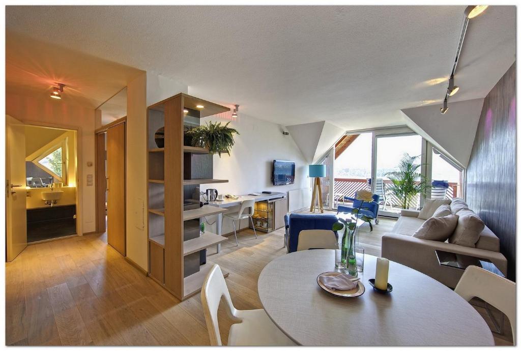 Kleines Hotel Kaernten 菲拉赫 外观 照片